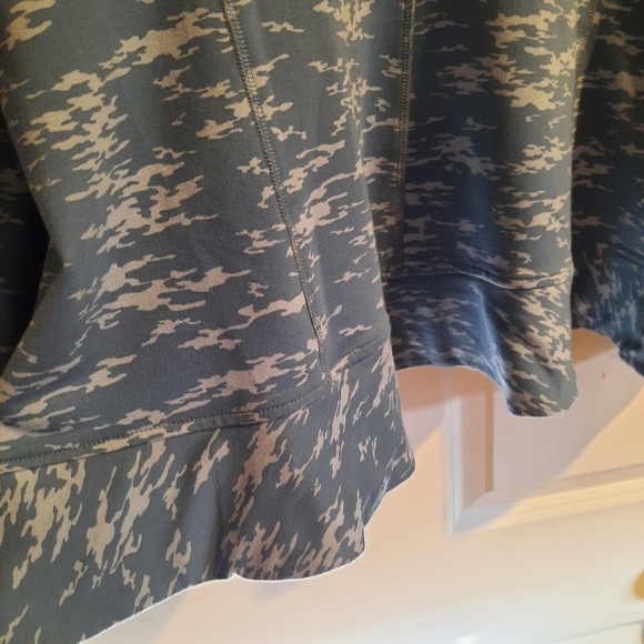 LOGO by Lori Goldstein Camo Blazer Size 2X Blue One Button‎ Stretch Pockets - Picture 10 of 12